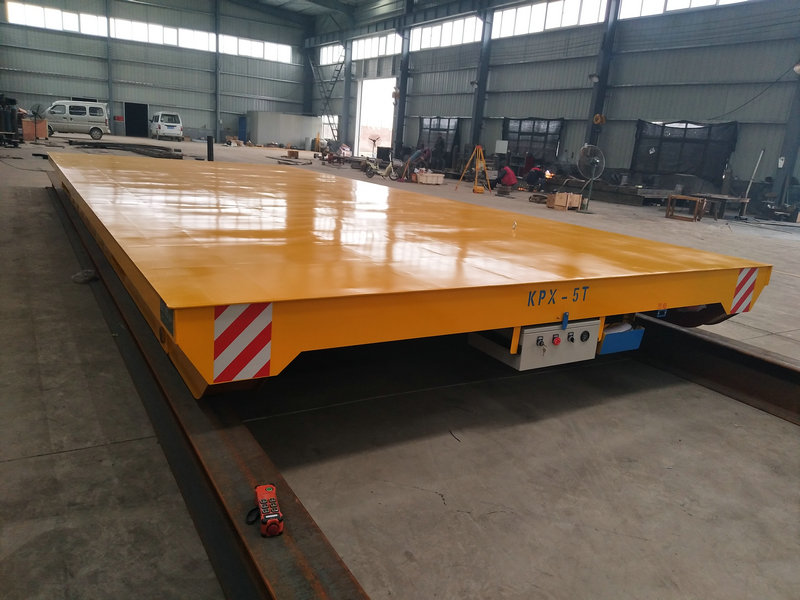Karru tal-ferrovija tat-trasferiment tal-coil li jaħdem bil-batterija
